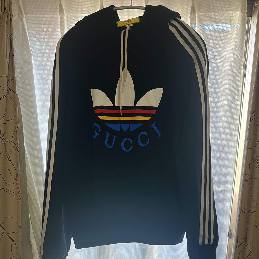 激レアコラボ!gucci adidas パーカー アディダス グッチ ブラック