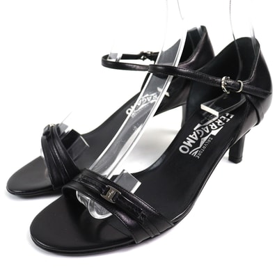 極美品 サルヴァトーレフェラガモ サンダル ブラック レディース 6.5