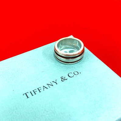 TIFFANY&Co. ティファニー グルーブド ダブルライン シルバー925 リング・指輪 9号 シルバー
29940