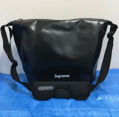 Supreme / Ortlieb Small Messenger Bag Supreme / Ortlieb Small Messenger Bag