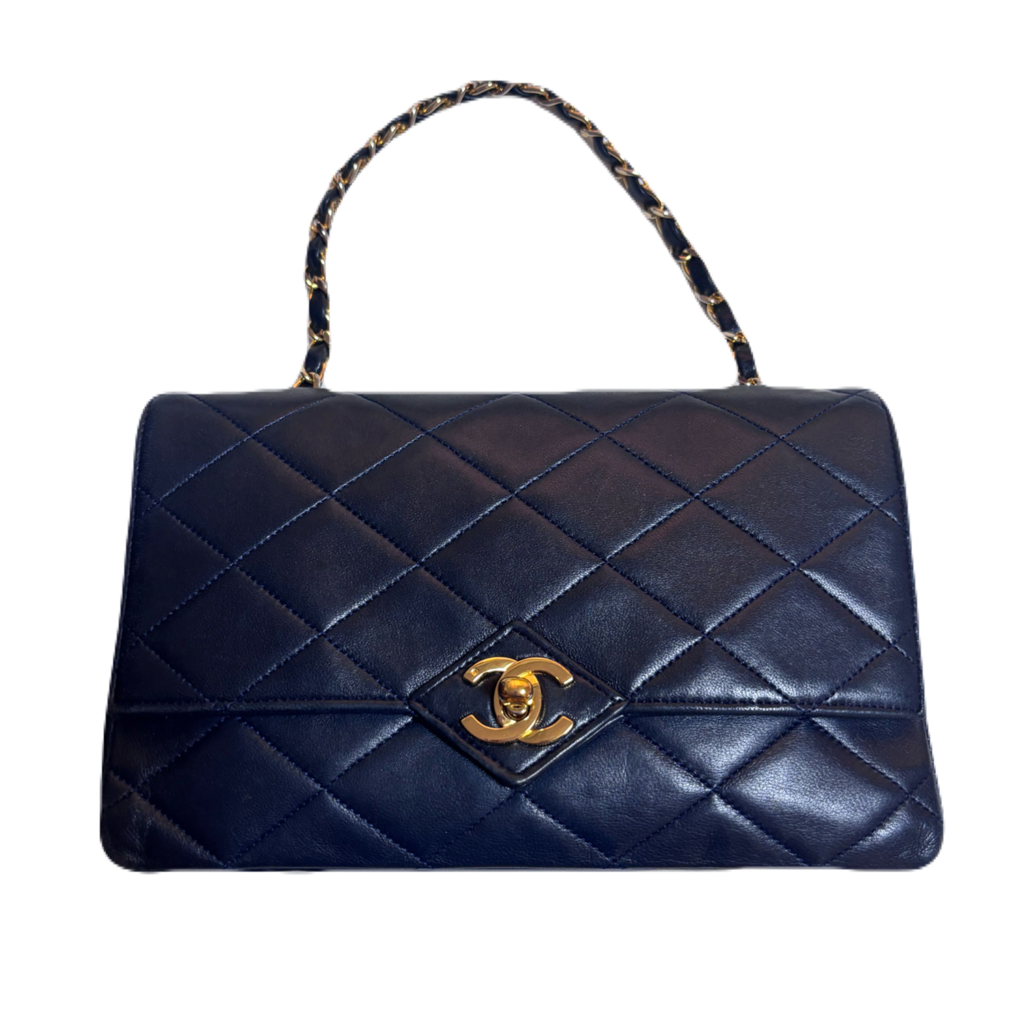 CHANEL　マトラッセ　チェーンショルダー
