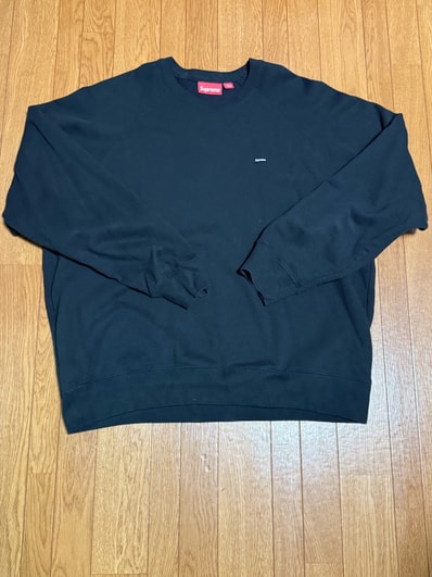 Supreme Small Box Raglan Crewneck "Black"