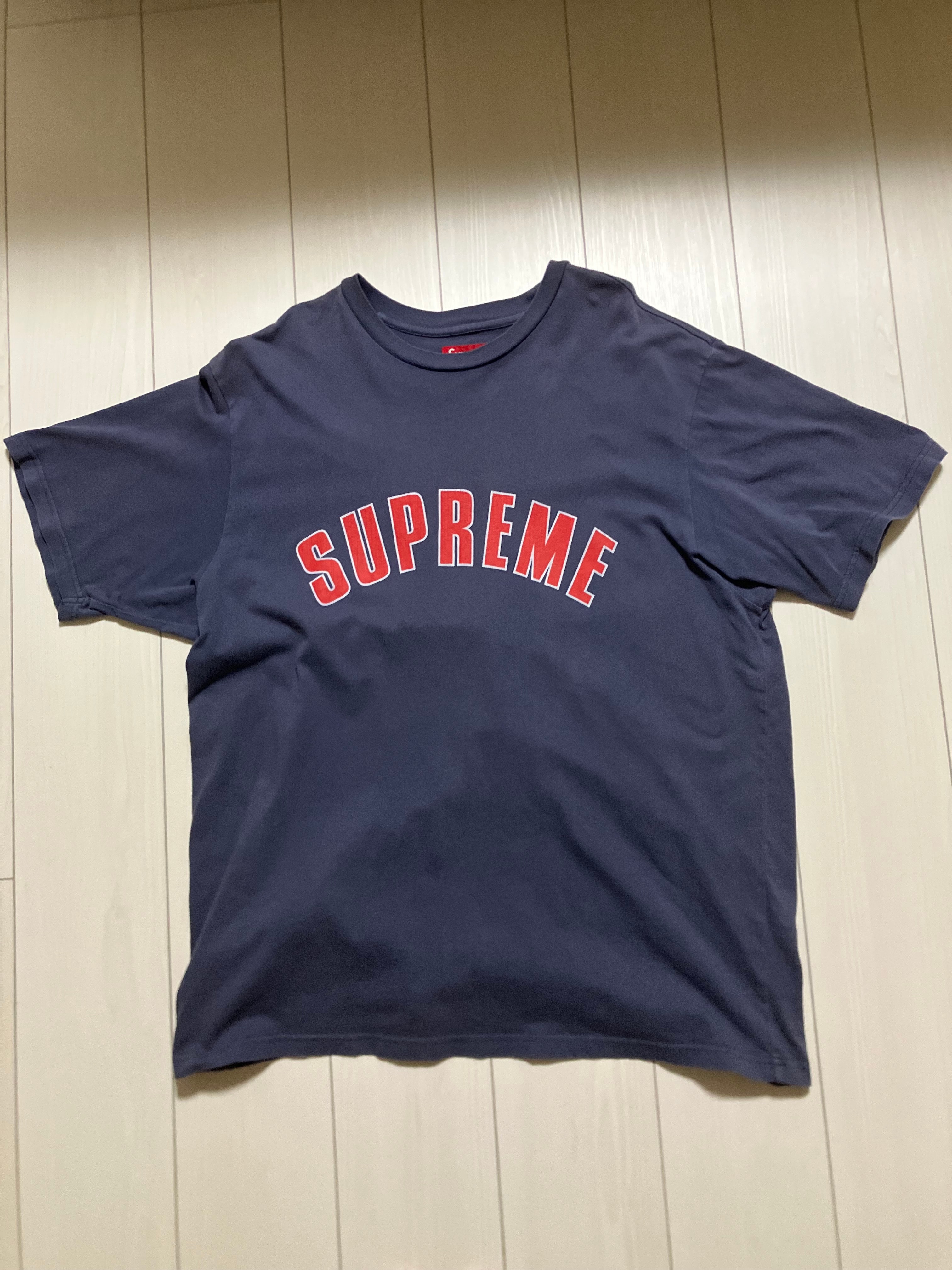 Supreme Cracked Arc S/S Top "Navy"