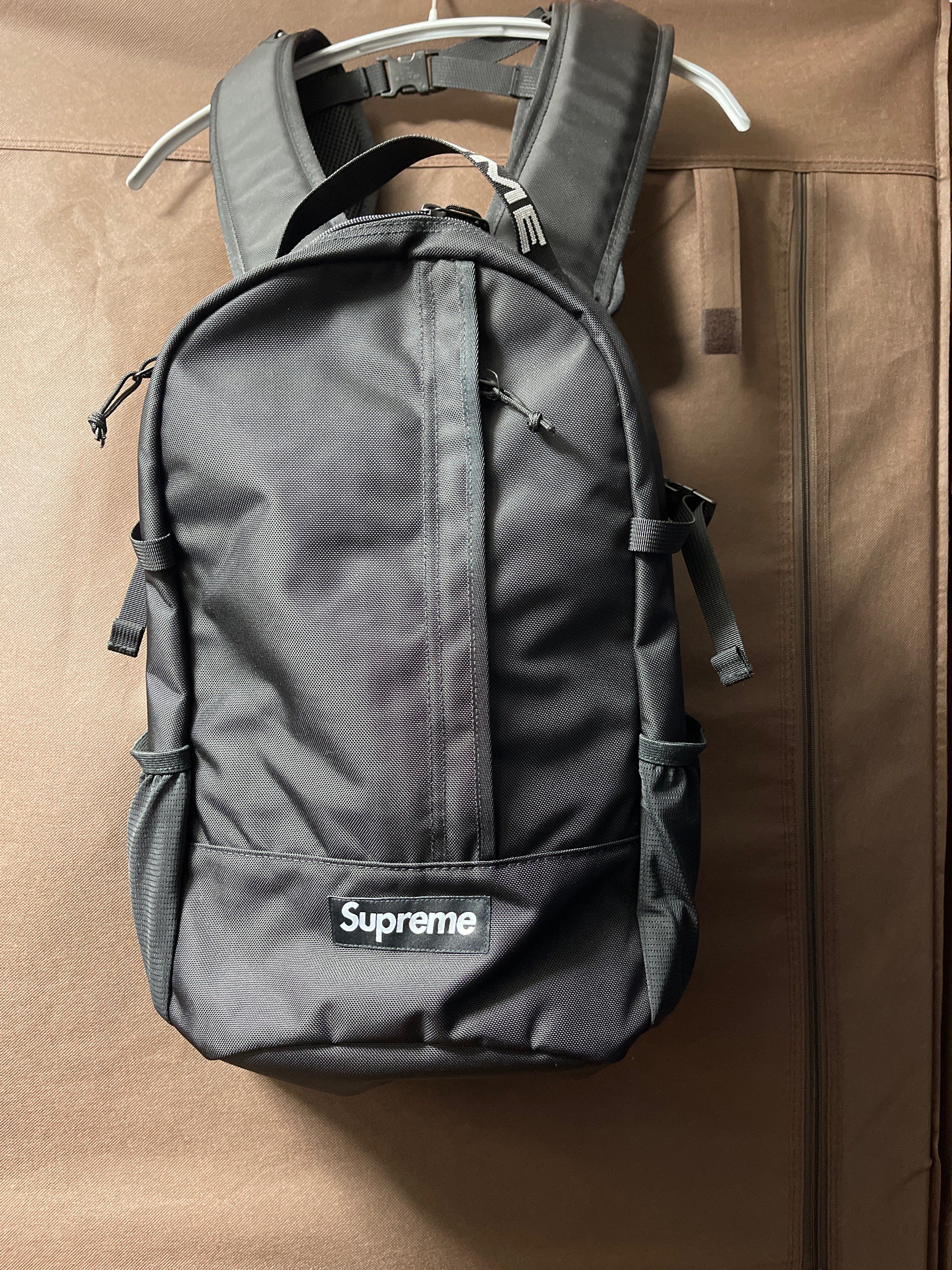 Supreme 18SS Backpack "Black"