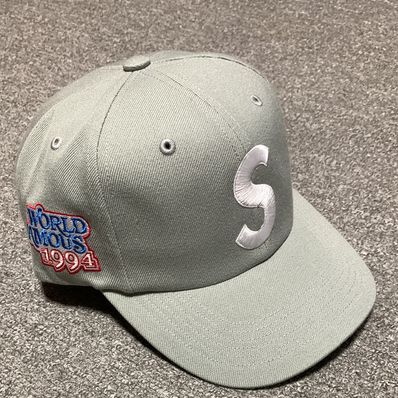 Supreme World Famous S Logo 6-Panel "Grey"