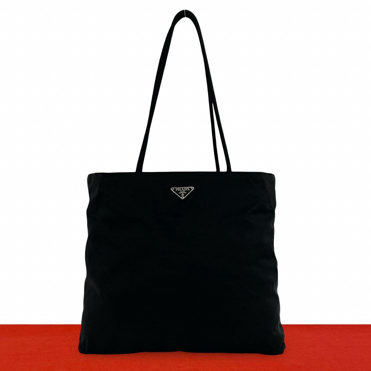 PRADA プラダ 三角ロゴ 金具 ナイロン トートバッグ ブラック
74734