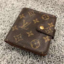 Louis Vuitton Compact Zip Monogram