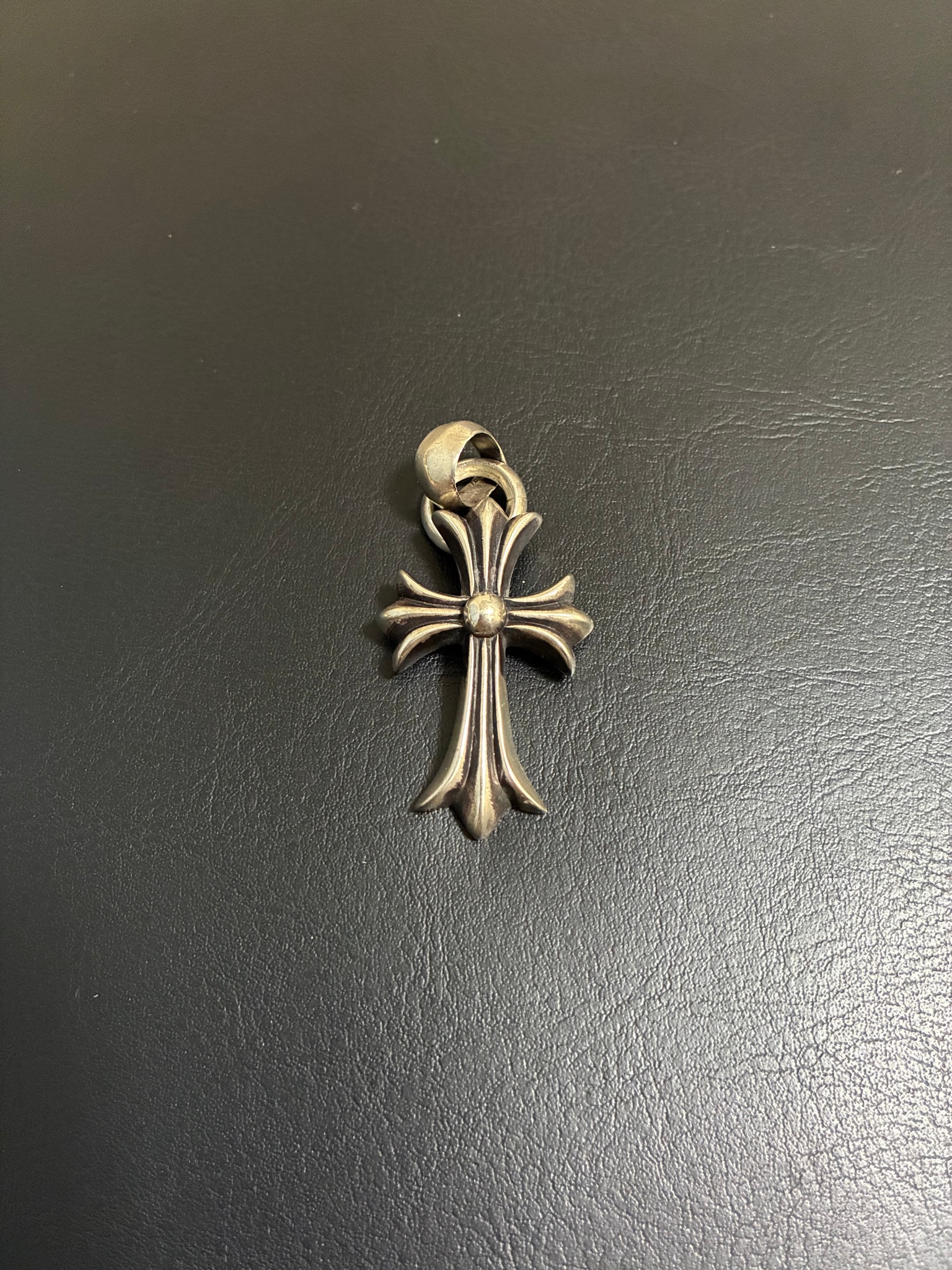 Chrome Hearts CH Cross Small W Bale "Silver"