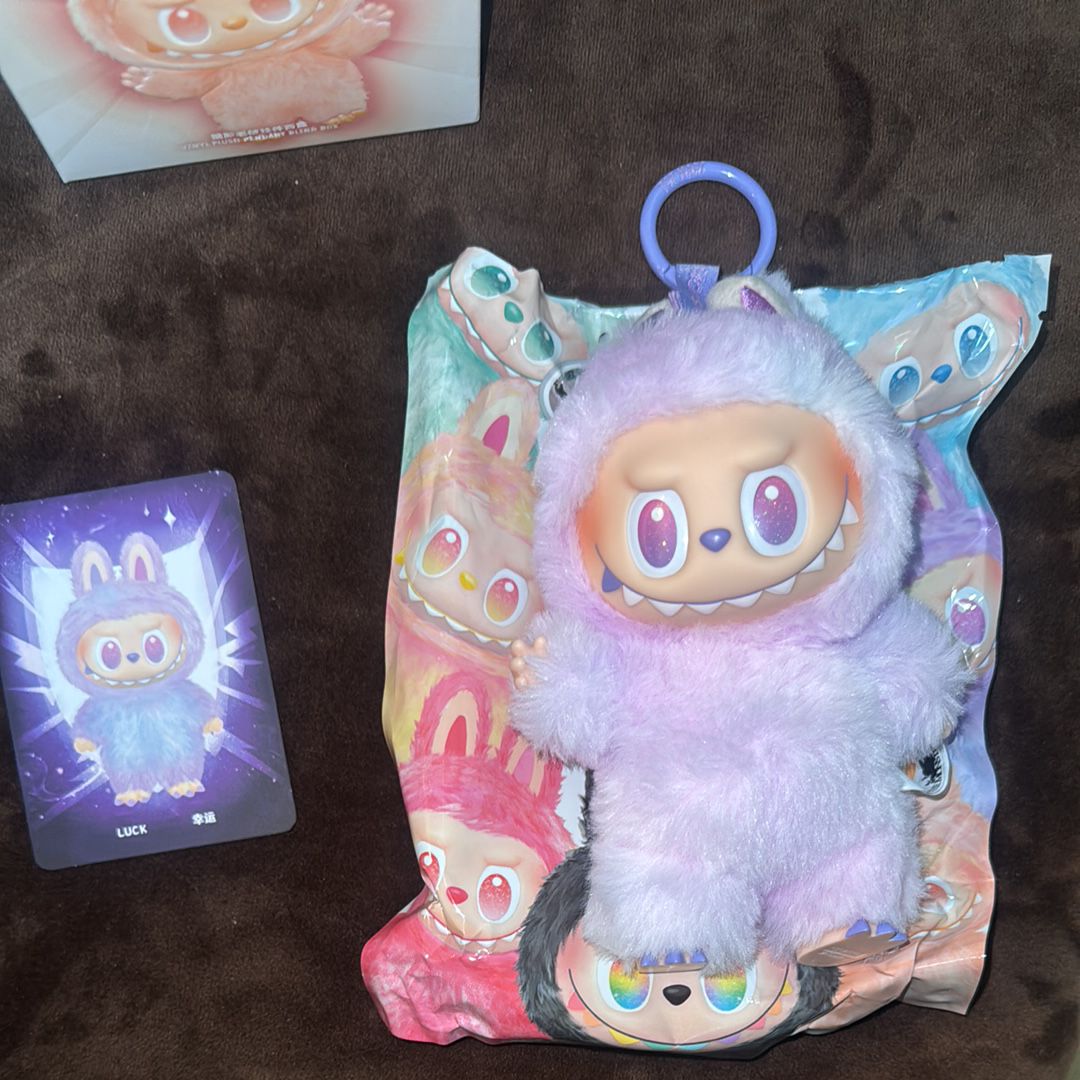 POP MART THE MONSTERS (LABUBU) Big into Energy Series Plush Pendant LUCK