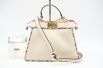 美品 FENDI フェンディ レザー ピーカブー アイシーユー スモール 2WAYハンドバッグ 8BN327 2wayショルダーバッグ アイボリー ブラウン レザー パイソン レディース