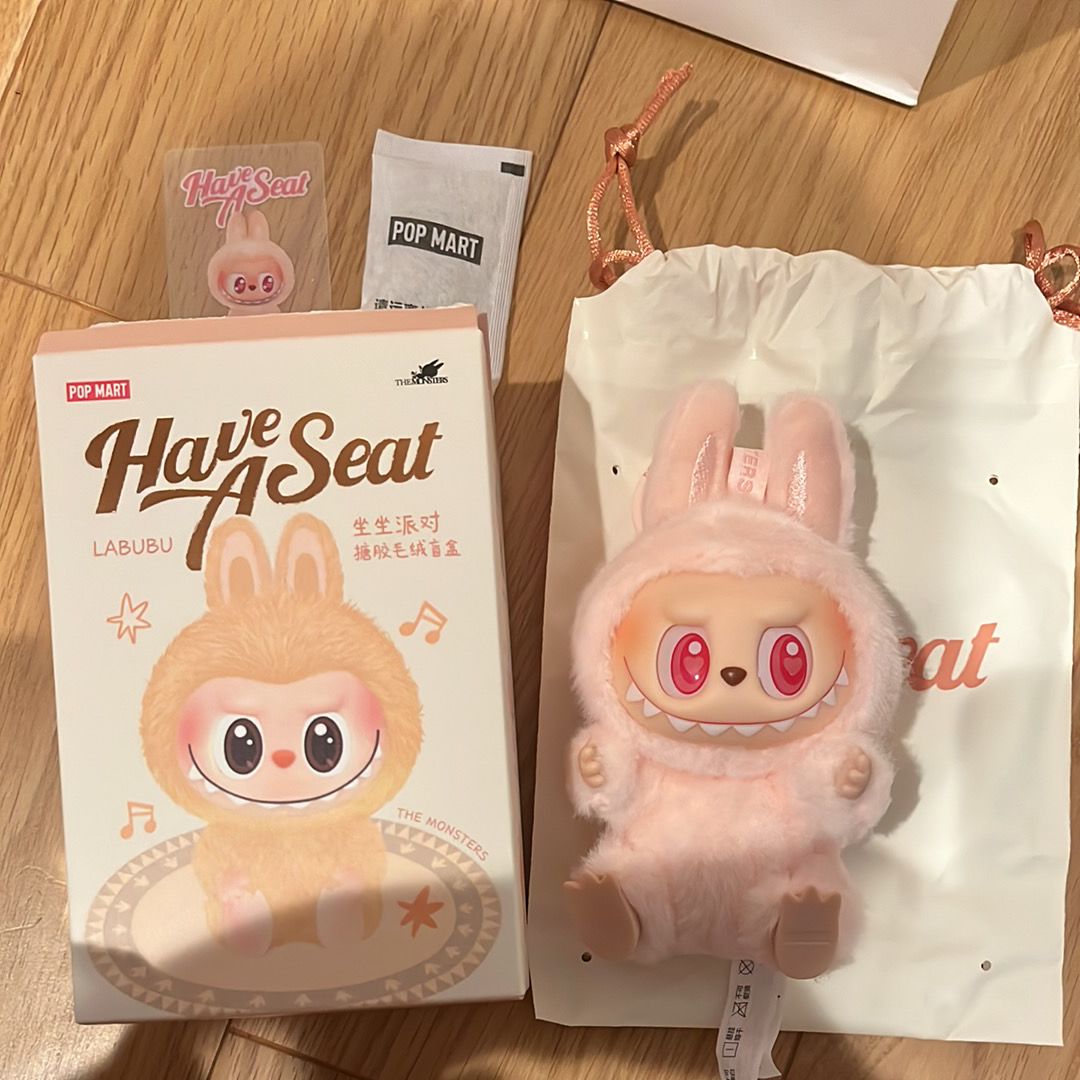 POP MART THE MONSTERS (LABUBU) Have a Seat Plush Series DADA