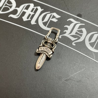 Chrome Hearts #5 Dagger Charm Zip 1 "Silver"