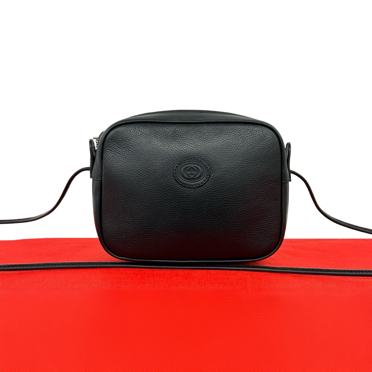 GUCCI グッチ GG ロゴ レザー ショルダーバッグ ブラック
 36574