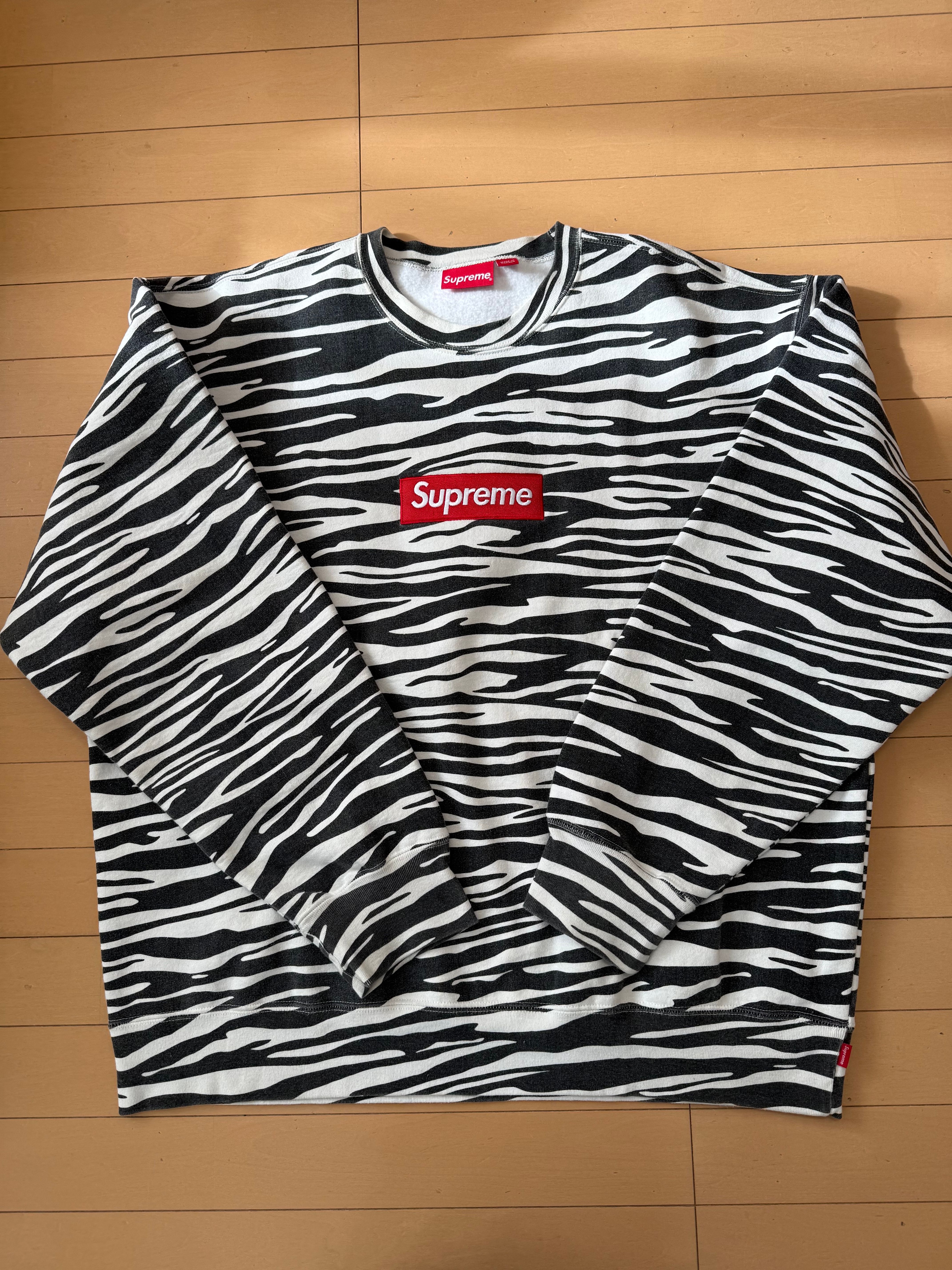 Supreme Box Logo Crewneck "Zebra" (22FW)