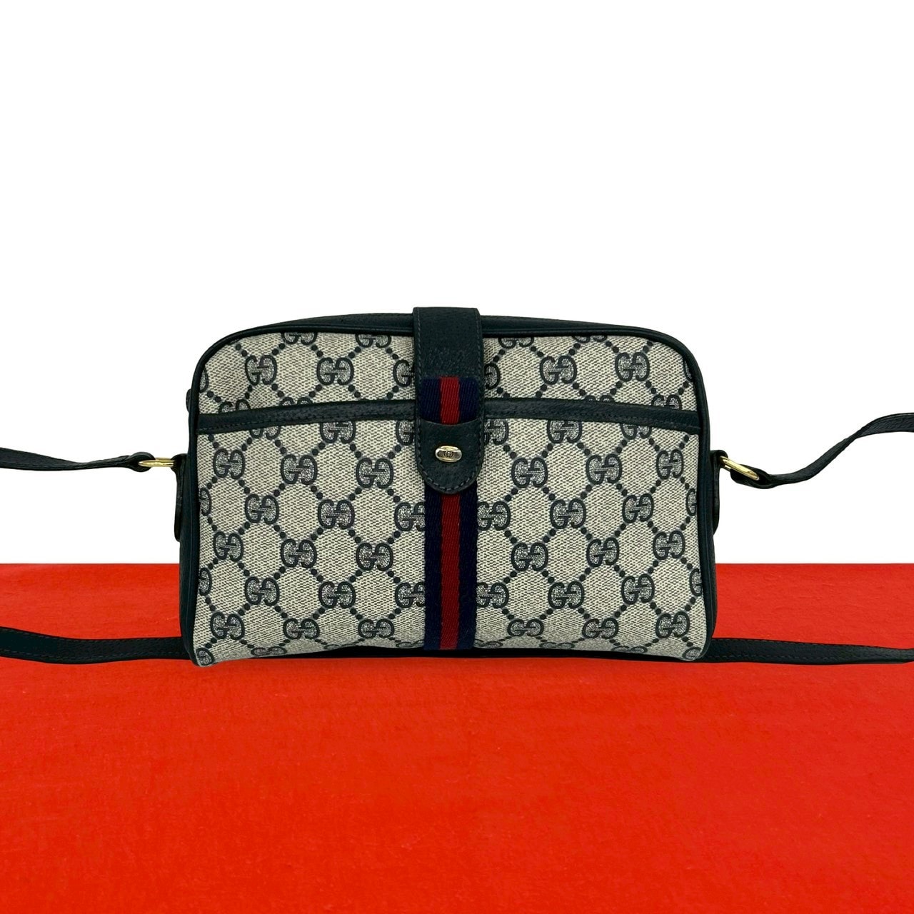 B (目立った傷や汚れなし)】GUCCI グッチ シェリーライン GG ロゴ 柄