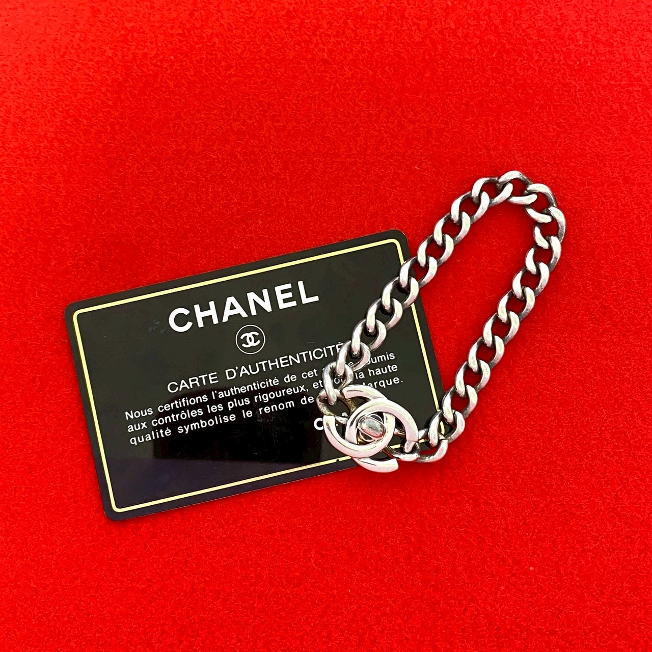 CHANEL シャネル ターンロック ブレスレット ココマーク 合金 メッキ ブレスレット シルバー
68235
