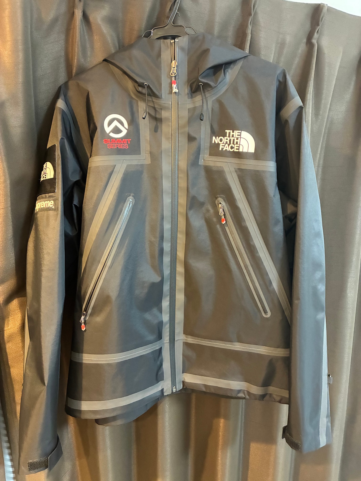 Supreme x The North Face Summit Series Outer Tape Seam Shell Jacket "Black"