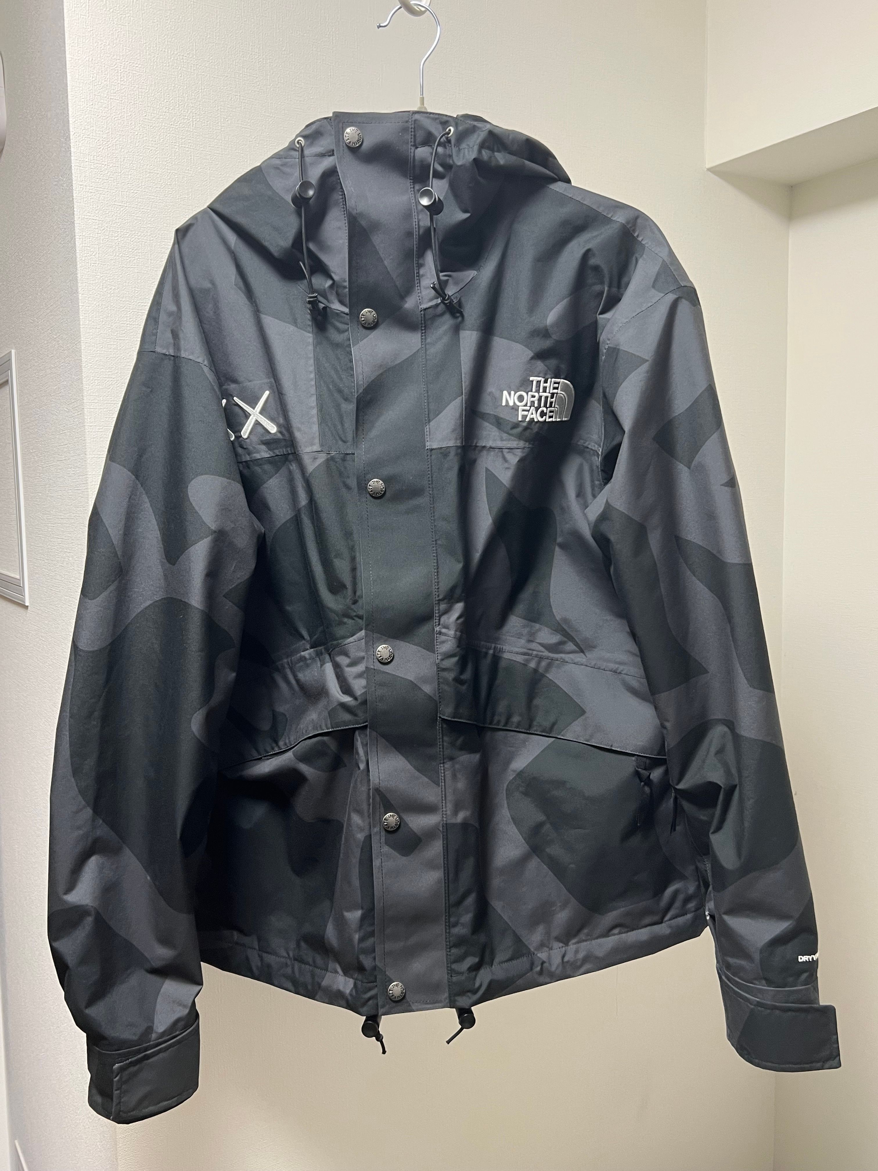 The North Face Kaws Retro 1986 Mountain Jacket "Black"