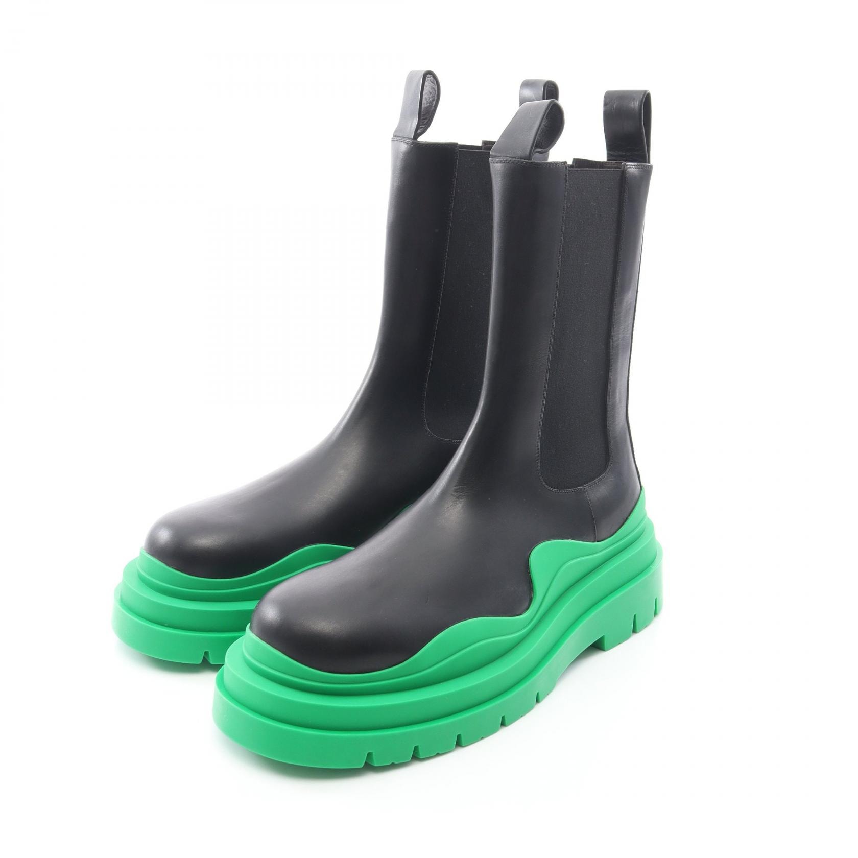 ボッテガヴェネタ BOTTEGA VENETA TIRE BOOTS タイヤ チェルシーブーツ ブーツ 靴 レザー メンズ グリーン系 / ブラック系 630284 【中古】