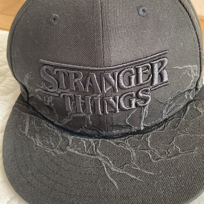 NEW ERA x NETFLIX 59Fifty Stranger Things "Black"
