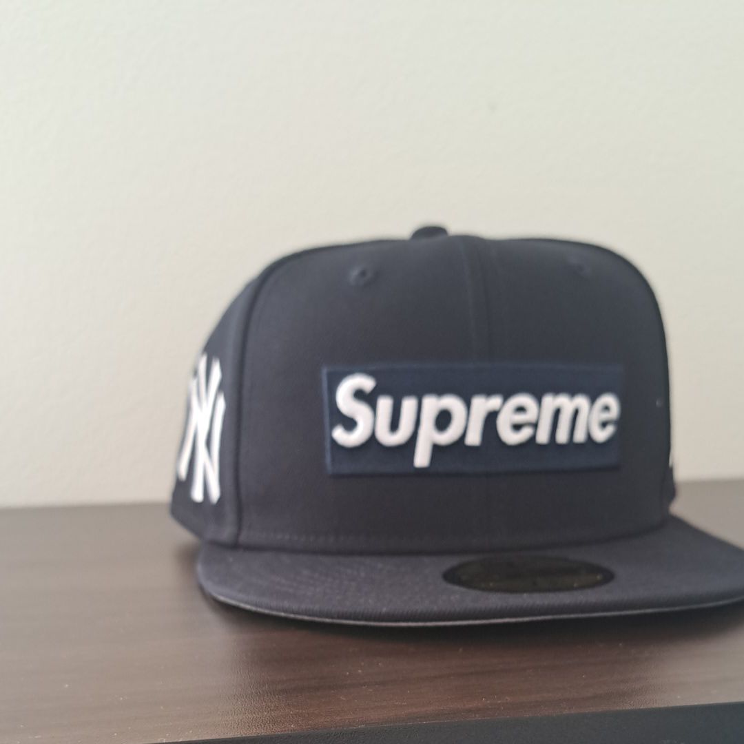 Supreme MLB Teams Box Logo New Era "Navy"