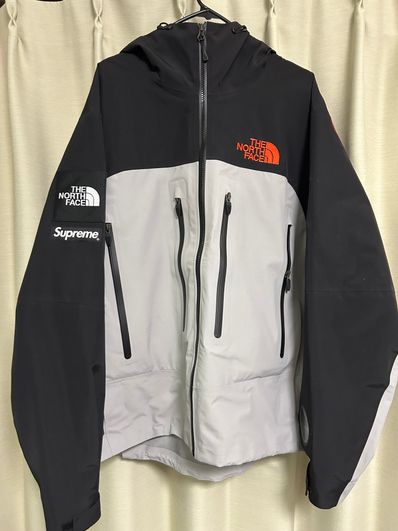 Supreme x The North Face Taped Seam Shell Jacket "Grey"
