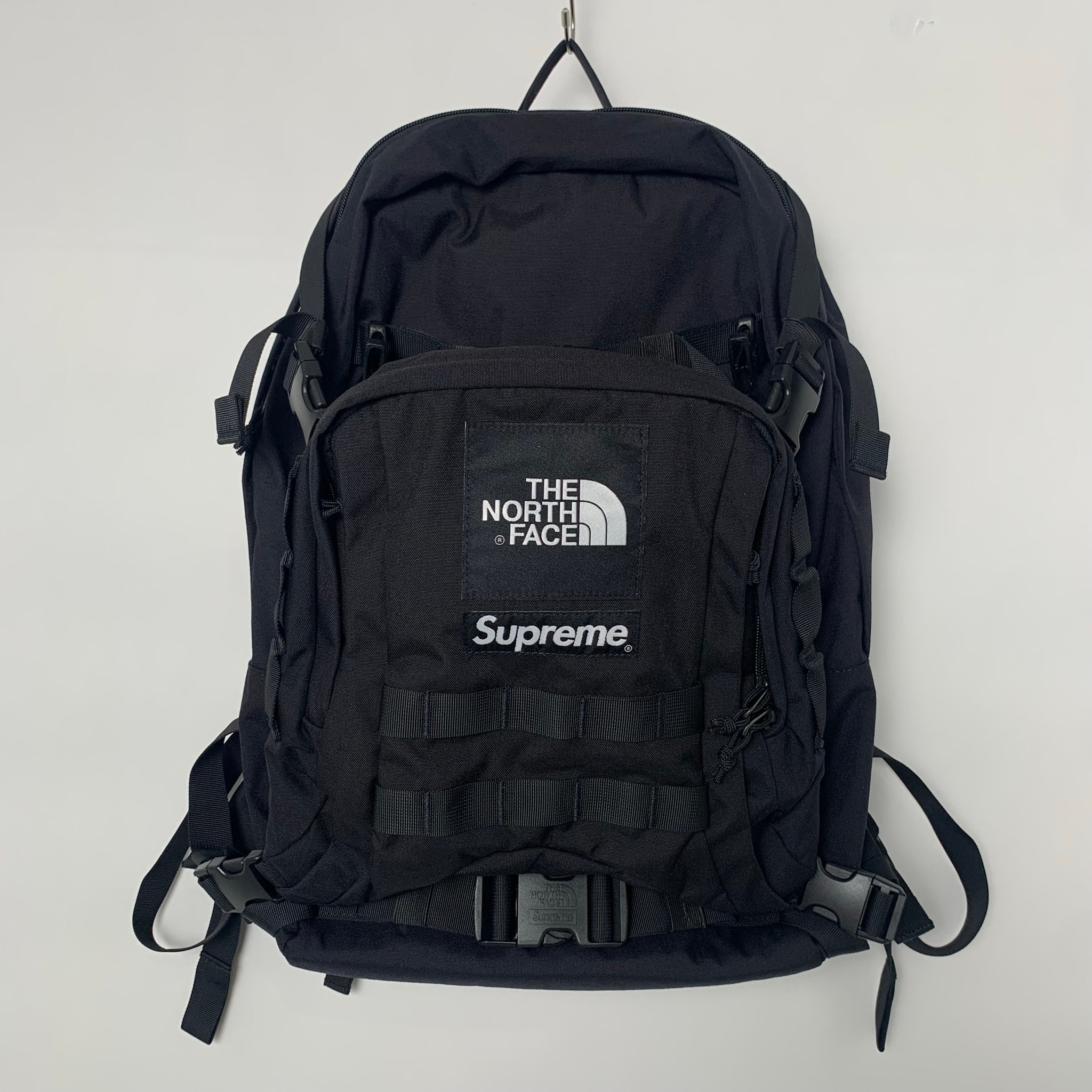 Supreme x The North Face RTG Backpack. 35L "Black"