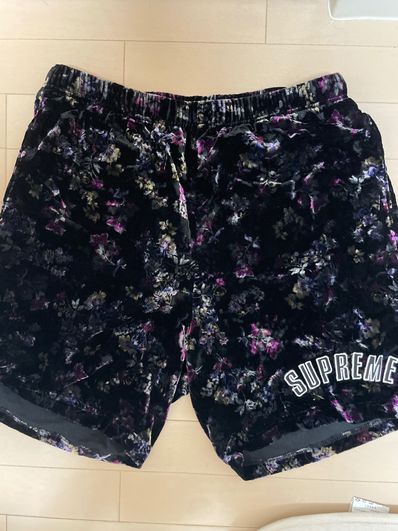 Supreme Floral Velour Short "Black"