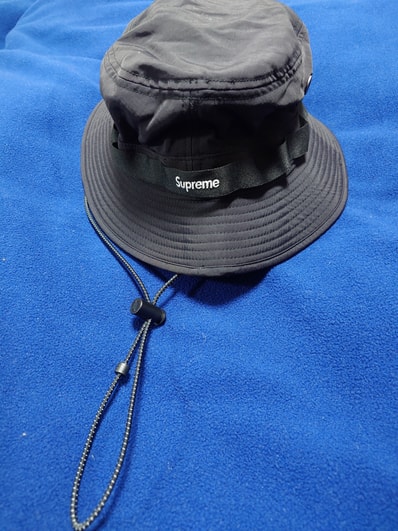 Supreme x The North Face Trekking Crusher "Black"