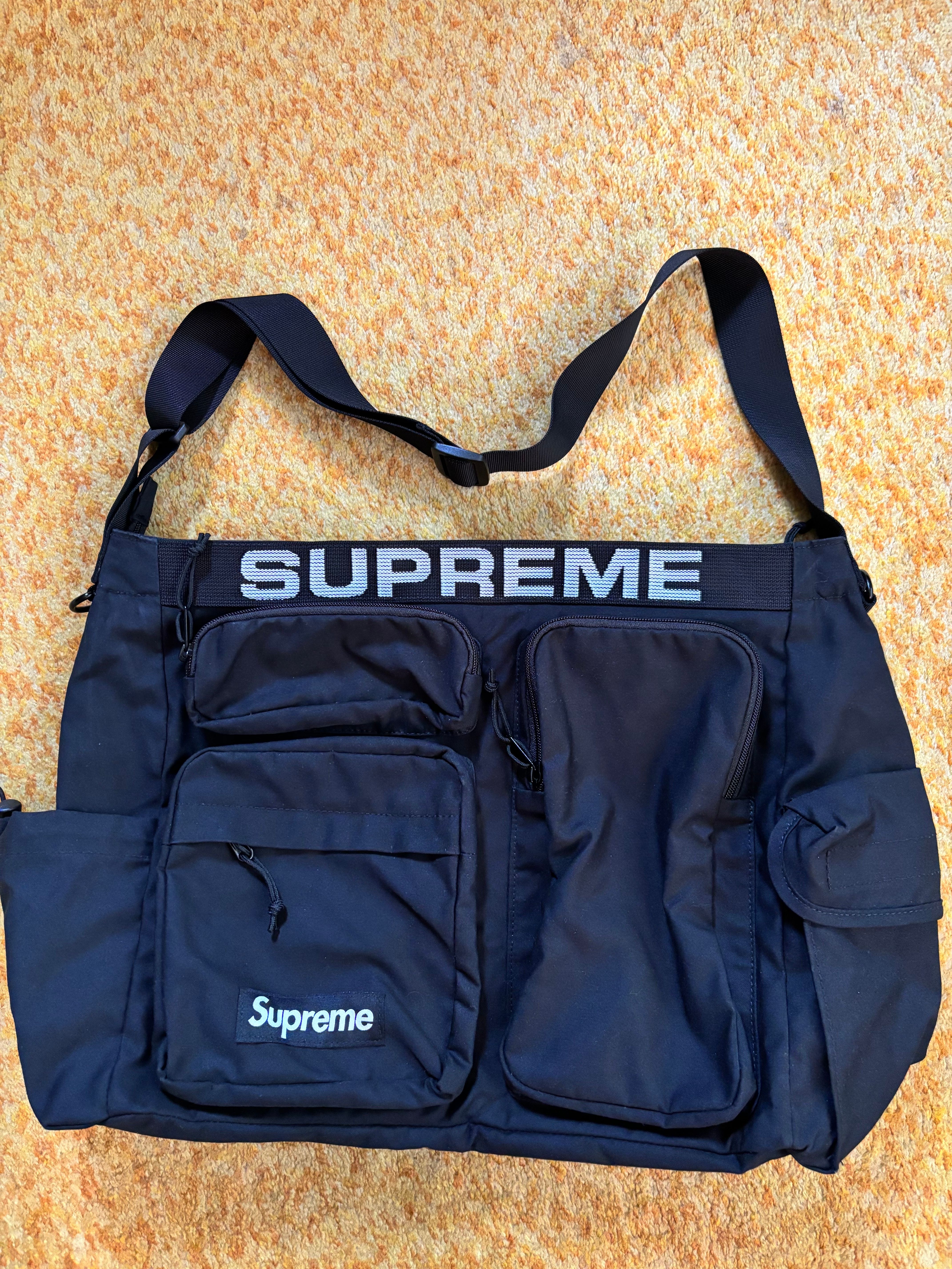 Supreme Field Messenger Bag 