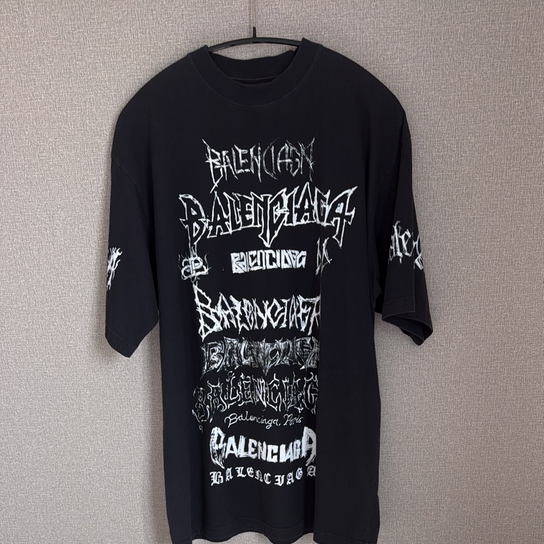 バレンシアガDIYメタルtシャツブラック