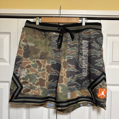 UNDEFEATED x JORDAN Short "Camo"