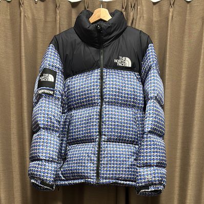 Supreme x The North Face Studded Nuptse Jacket "Royal"