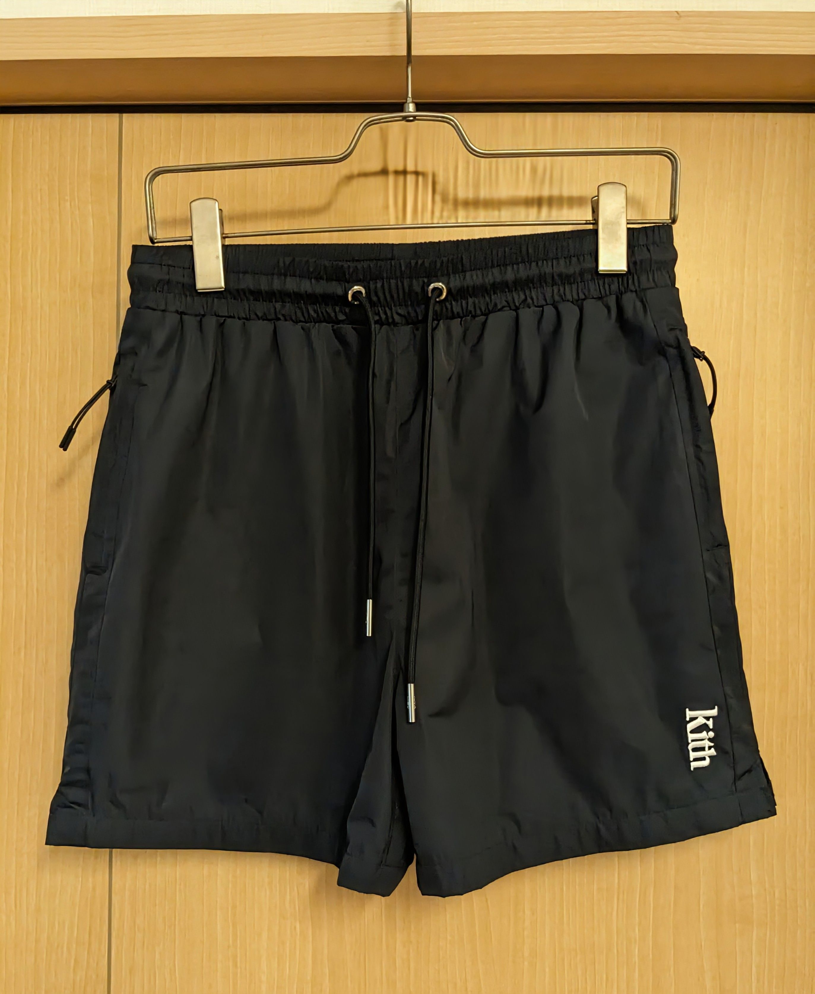 Kith 　トンプソン アクティブショートパンツ「ノクターナル」 Kith Nylon Active Short 