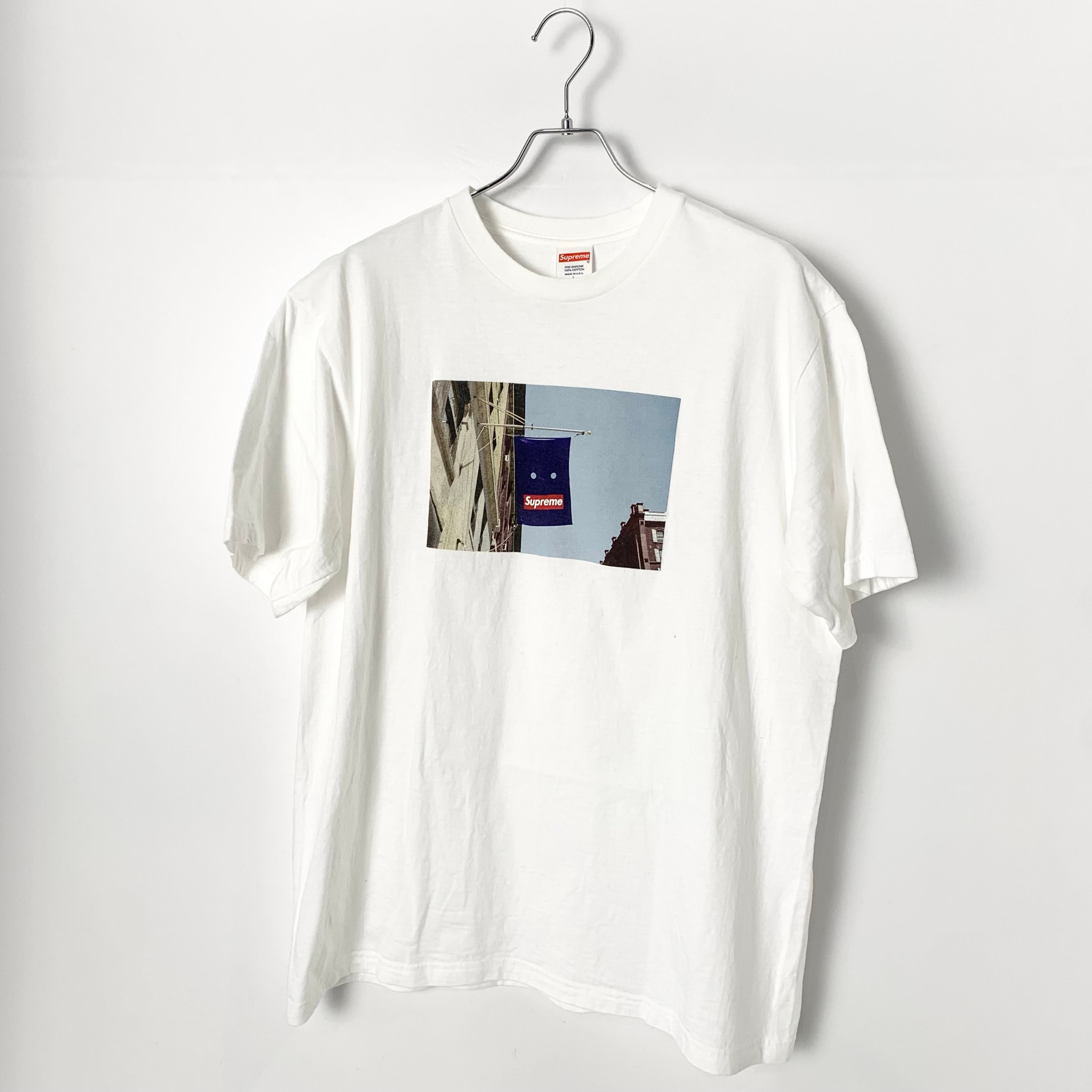 Supreme Banner Tee "White"