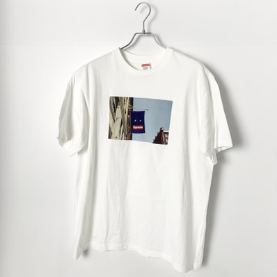 Supreme Banner Tee "White"