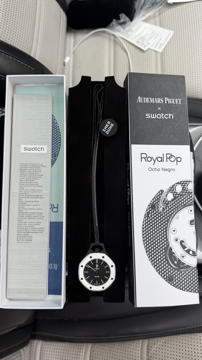 Swatch x Audemars Piguet Royal Pop Ocho Negro "Black"