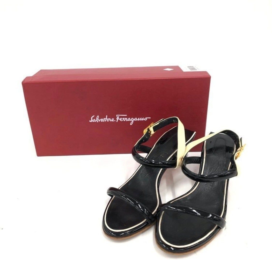 サルヴァトーレフェラガモ98690 サンダル レディース