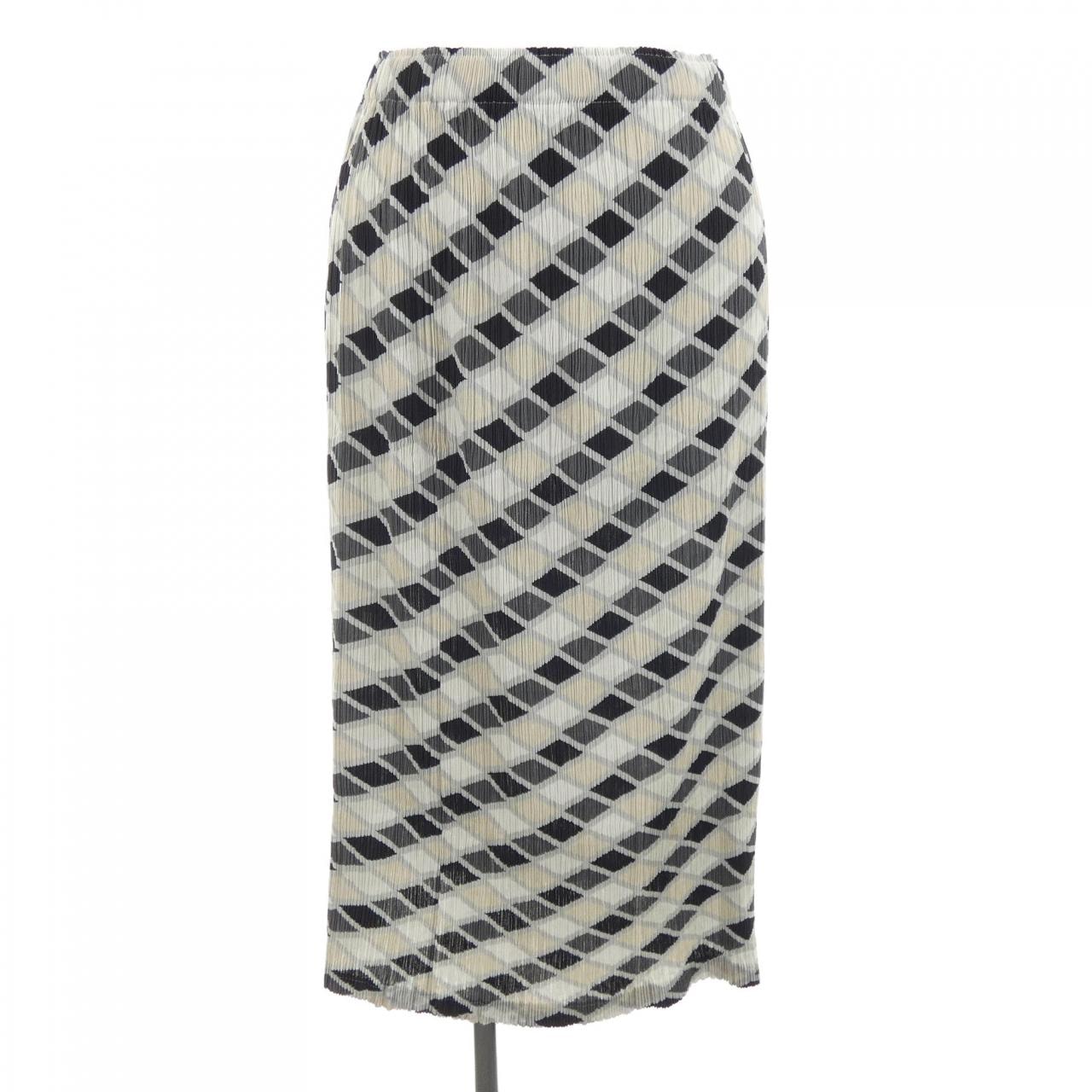 イッセイミヤケ ISSEY MIYAKE IF74FG741 スカート
