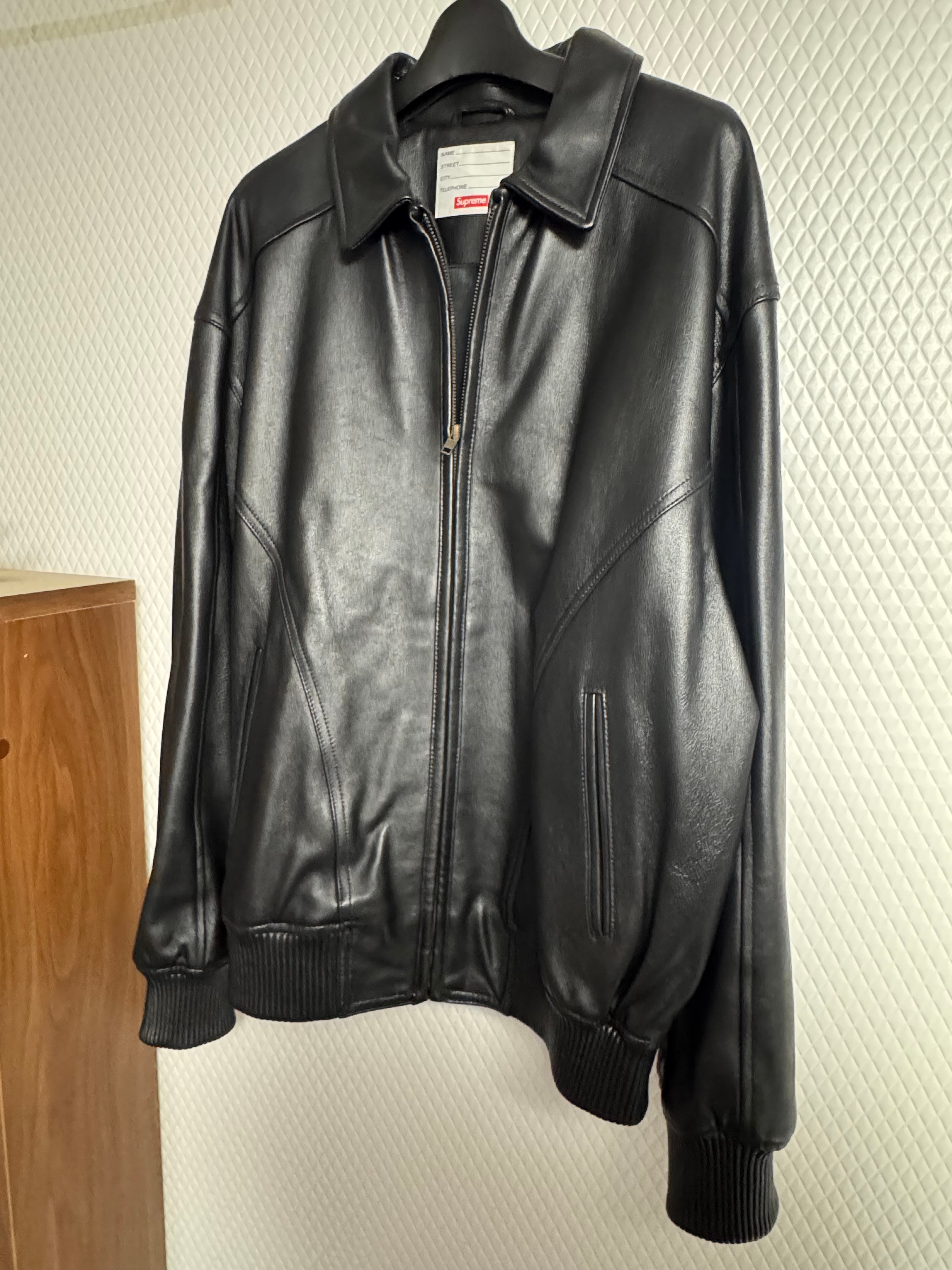 Supreme Studded Arc Logo Leather Jacket "Black"
