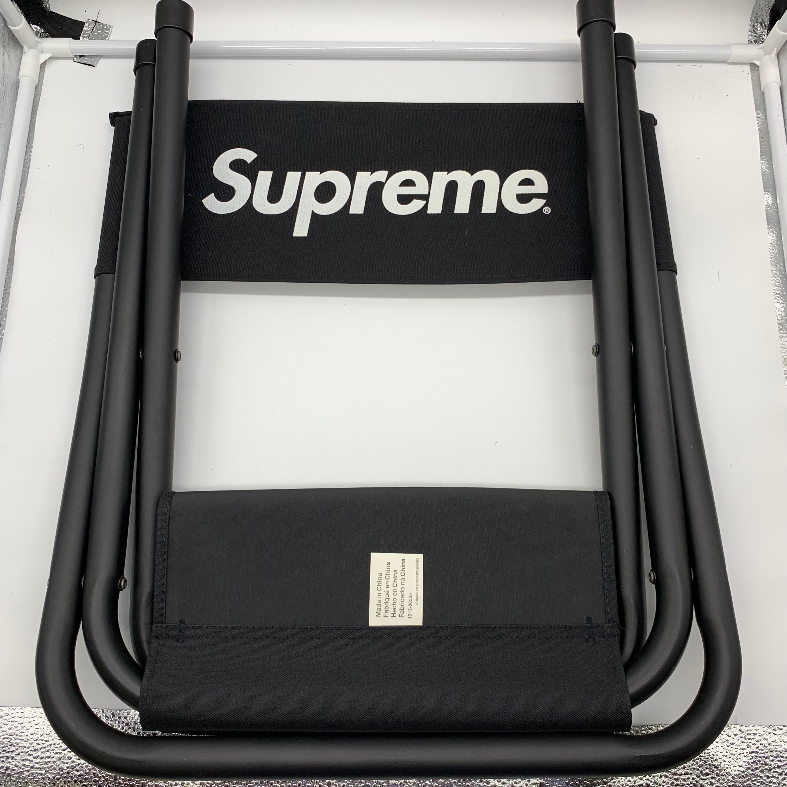 Supreme x Coleman Folding Chair "Black"