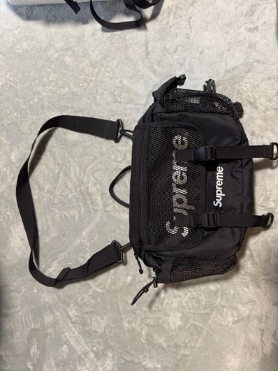 Supreme 20SS Waist Bag Supreme 20SS Waist Bag