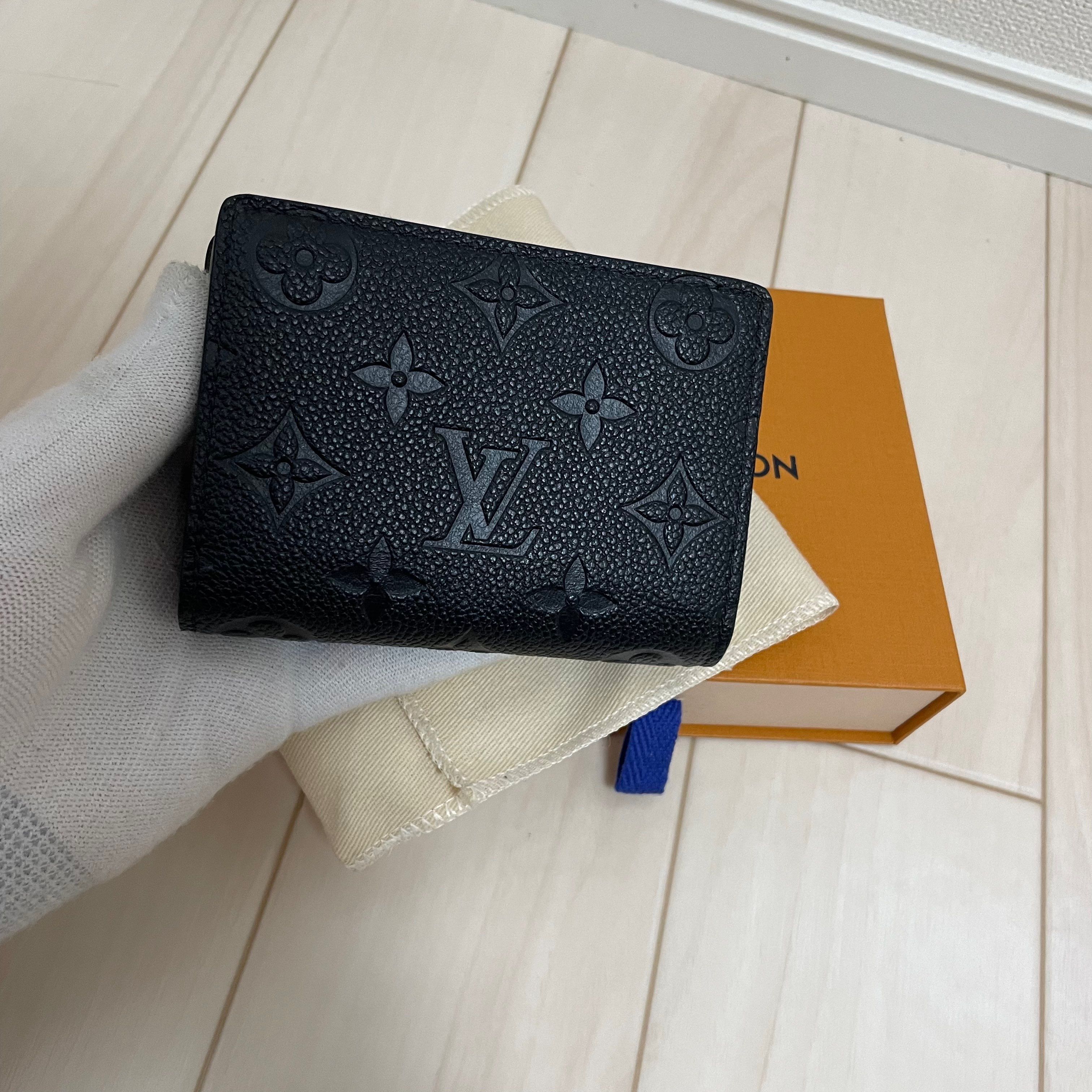 Louis Vuitton Clea Wallet Monogram Empreinte "Noir"