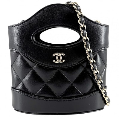 CHANEL シャネル ショルダーバッグ マトラッセ ココマーク ミニハンドバッグ 2WAY 肩掛け 斜め掛け レザー ブラック 黒 ゴールド金具 レディース 美品【中古品】