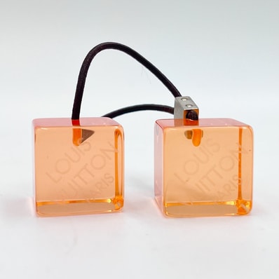 LOUIS VUITTON(ルイヴィトン)ヘアキューブ ヘアゴム ヘアアクセサリー オレンジ クリア キューブ ロゴ レディース 【中古】