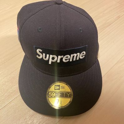 Supreme World Famous Box Logo New Era® "Navy"