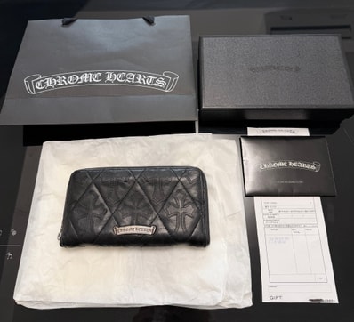 Chrome Hearts REC F ZIP Cemetery Cross Quilted Leather Wallet "Black"