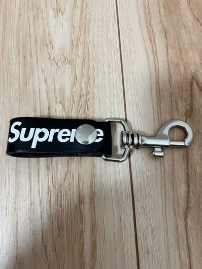 Supreme Leather Key Loop "Black"