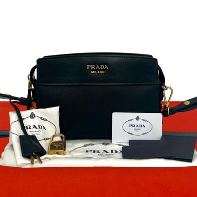 PRADA プラダ エスプラナード レザー ショルダーバッグ ブラック
84965