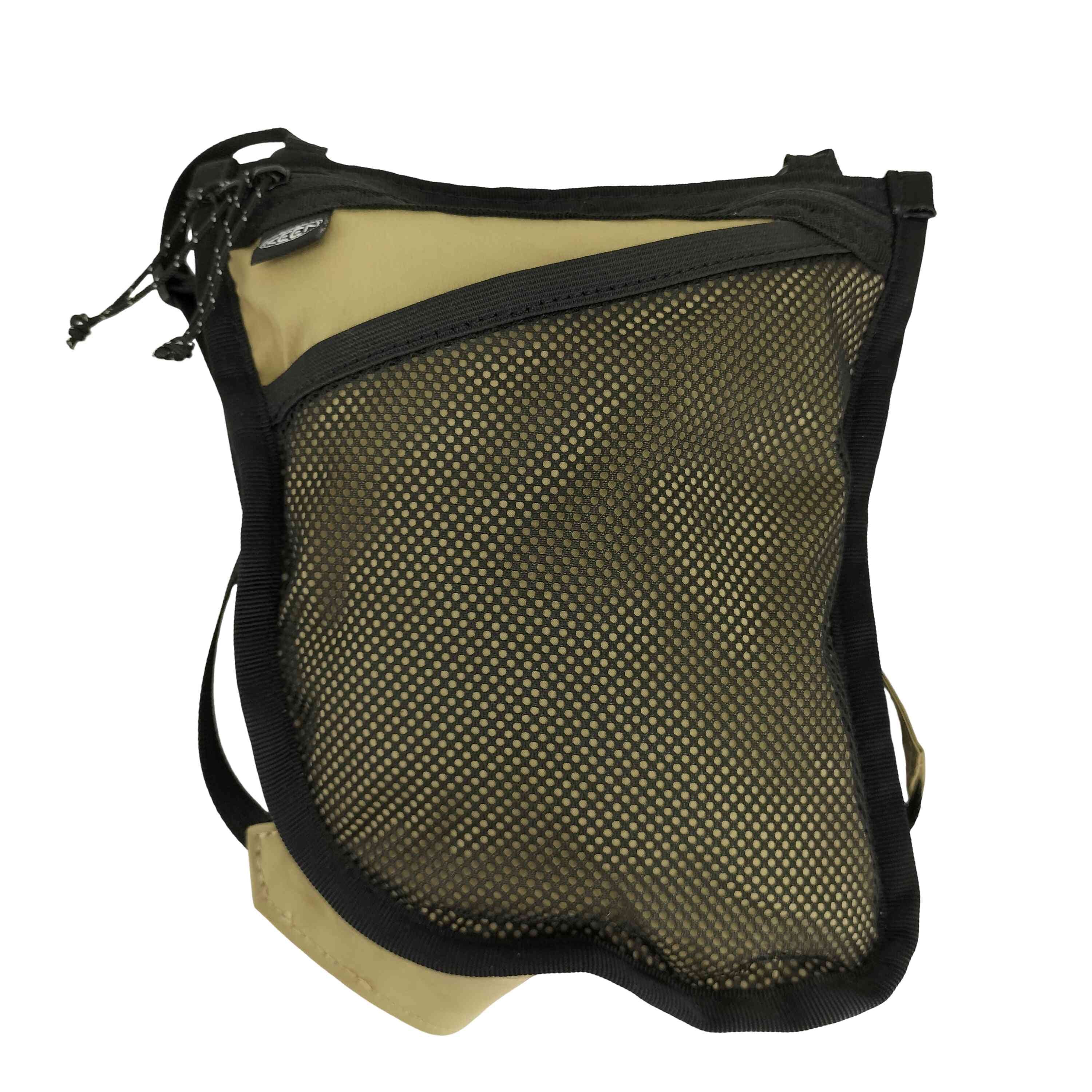 ナイロン サコッシュ【1142088427856】